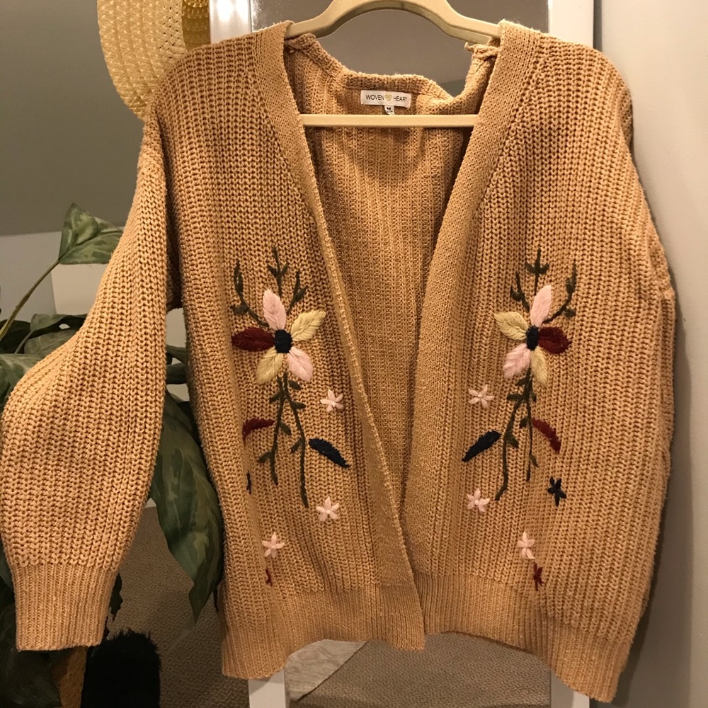 Floral Embroidered Cardigan
